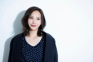 40代の髪型、ミディアムでパーマなしでおすすめのヘアスタイル